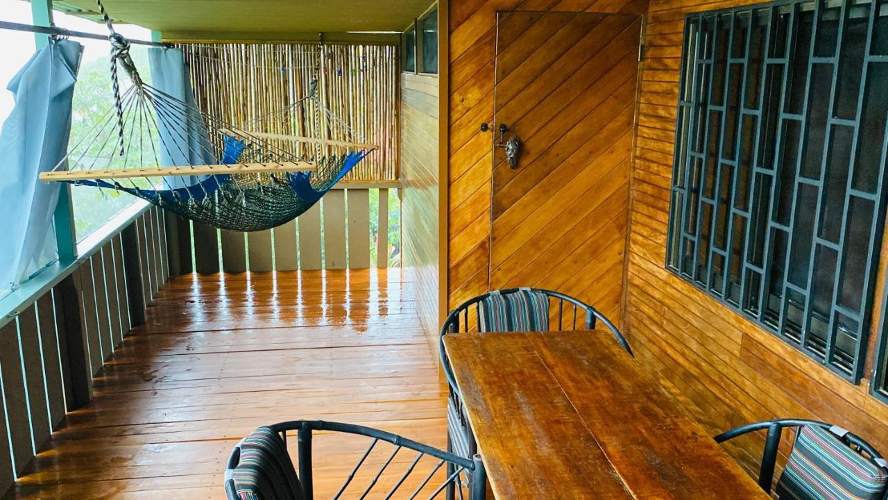 Pacific Edge Eco Lodge ドミニカル エクステリア 写真